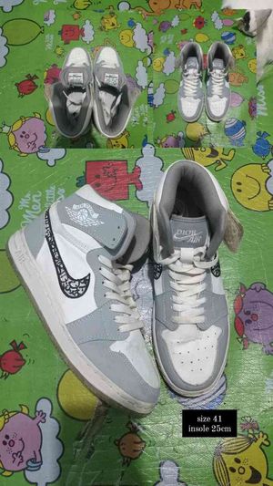 Nike Casual Sneakers Pria white gray