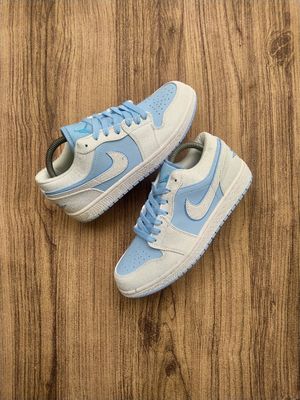 Nike Air Jordan Casual Sneakers Pria white blue
