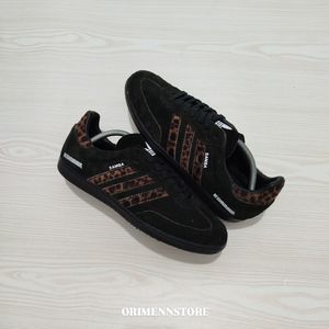 Adidas Casual Sneakers Pria brown black