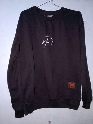 Minimalist Sweater Pria black