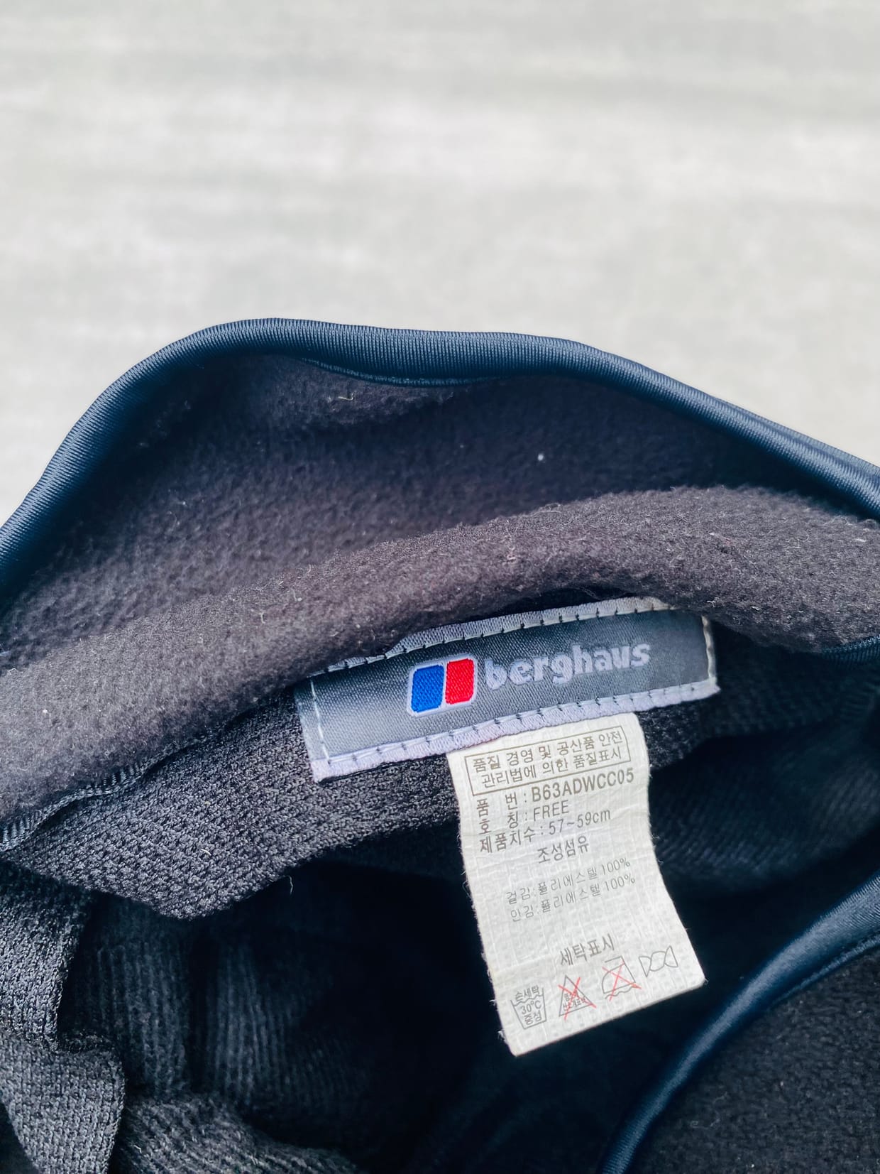 Berghaus Gorpcore Futurist Hat Pria black gray, foto 4