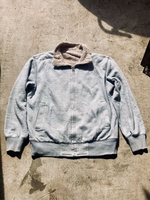 Uniqlo Vintage Streetwear Sweater Pria gray