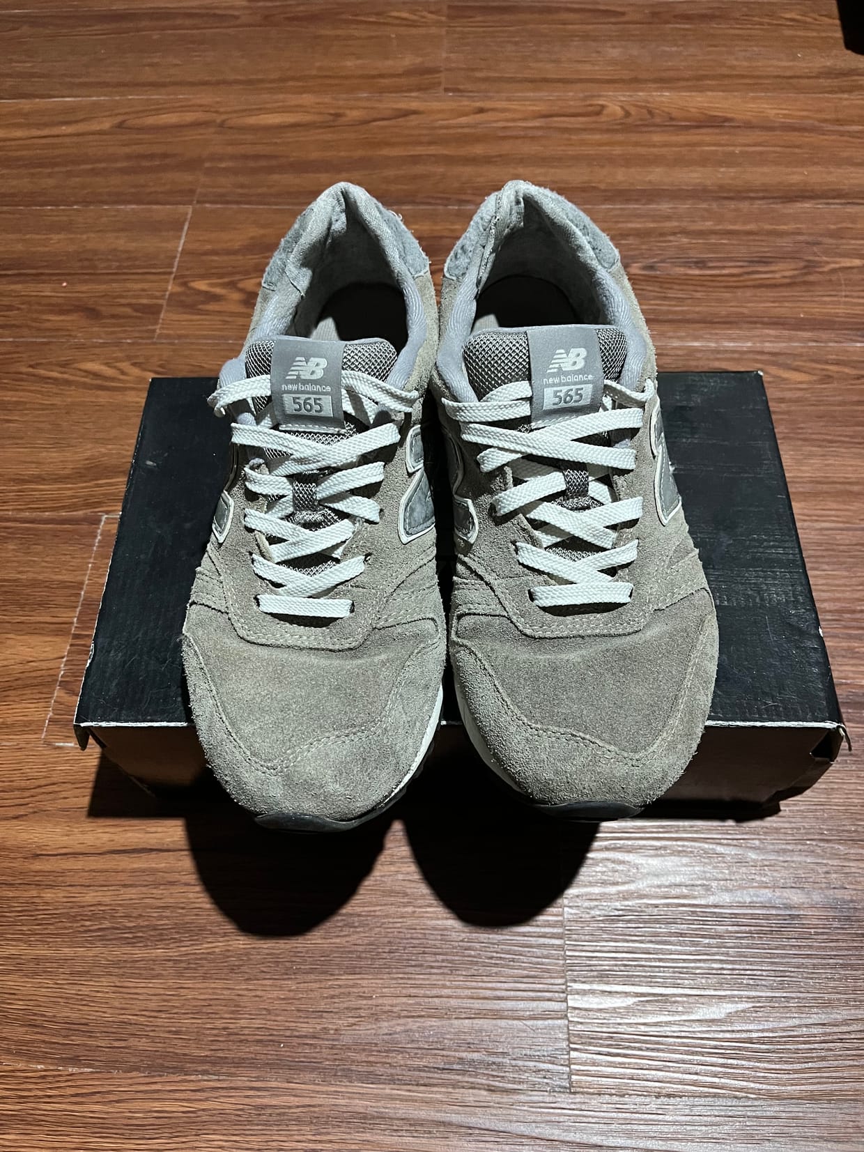 New Balance Streetwear Skater Sneakers Pria gray