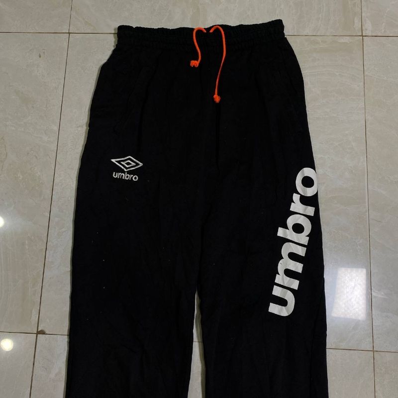 Umbro Casual Casual pants Pria black, foto 2
