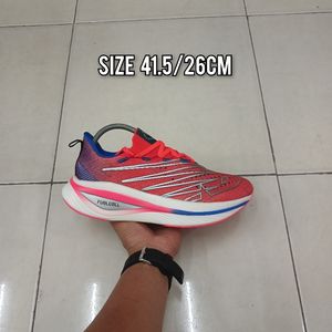 New Balance Sportswear Sneakers Pria red