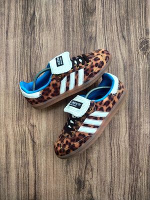 Adidas Casual Sneakers Pria brown