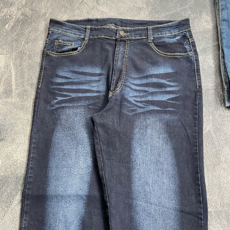 Minimalist Jeans Pria white black, foto 2