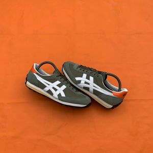 Onitsuka Tiger Streetwear Sneakers Pria white green