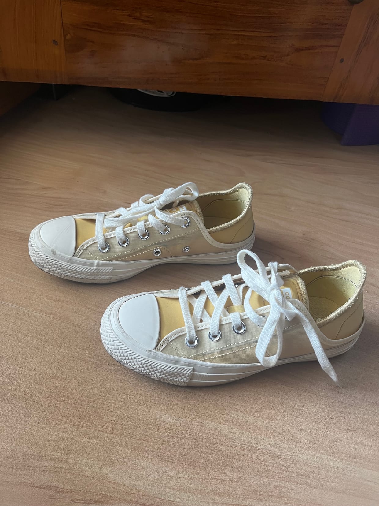 Converse Streetwear Casual Sneakers Wanita yellow