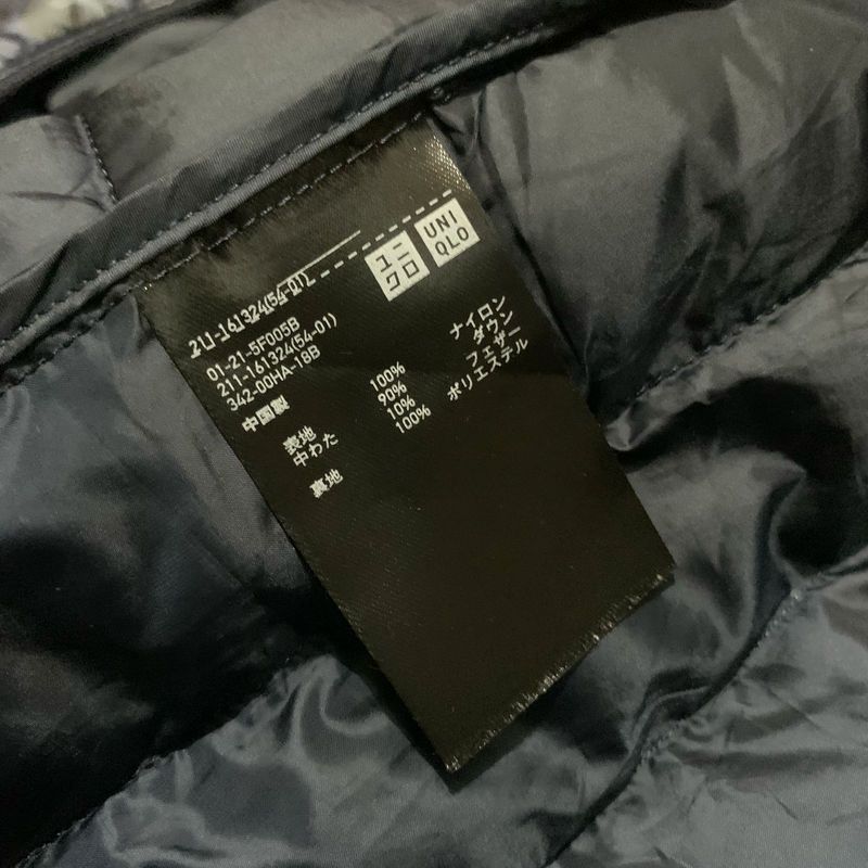 Uniqlo Windbreaker Pria navy, foto 8