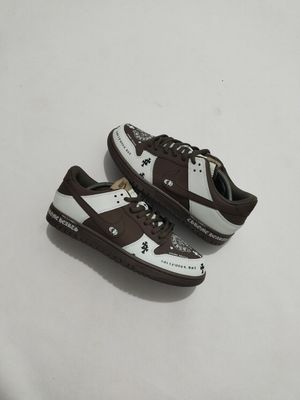 Nike Casual Sneakers Pria white brown