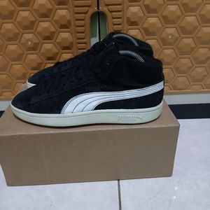Puma Skater Casual Sneakers Pria white black