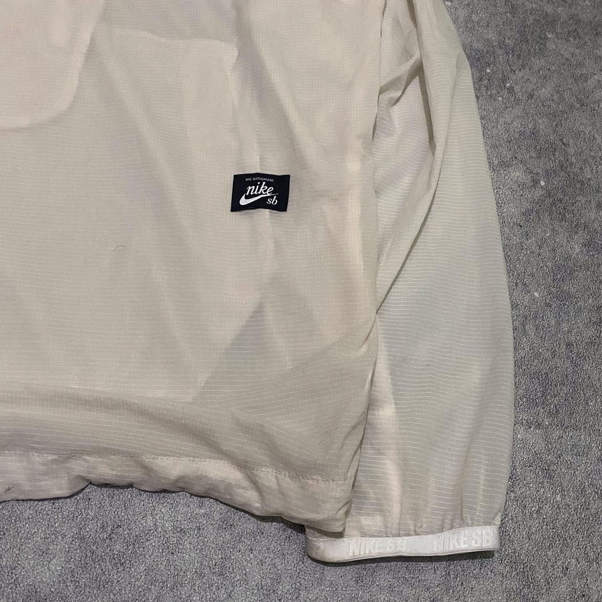 Nike Gorpcore Sportswear Track jacket Pria white, foto 5