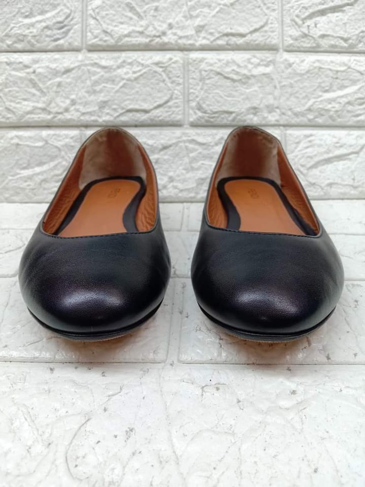 Fendi Flat Wanita black, foto 2