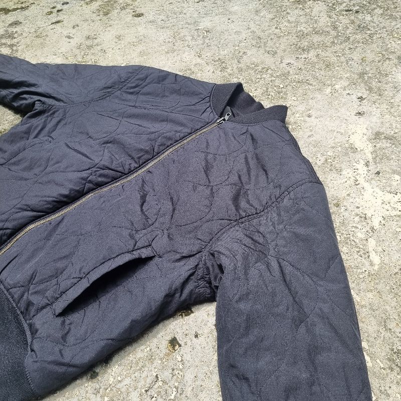 GU Vintage Bomber jacket Pria black, foto 3