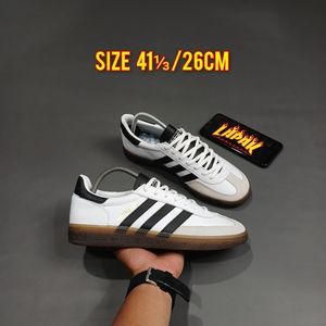 Adidas Casual Casual shoe Pria white black