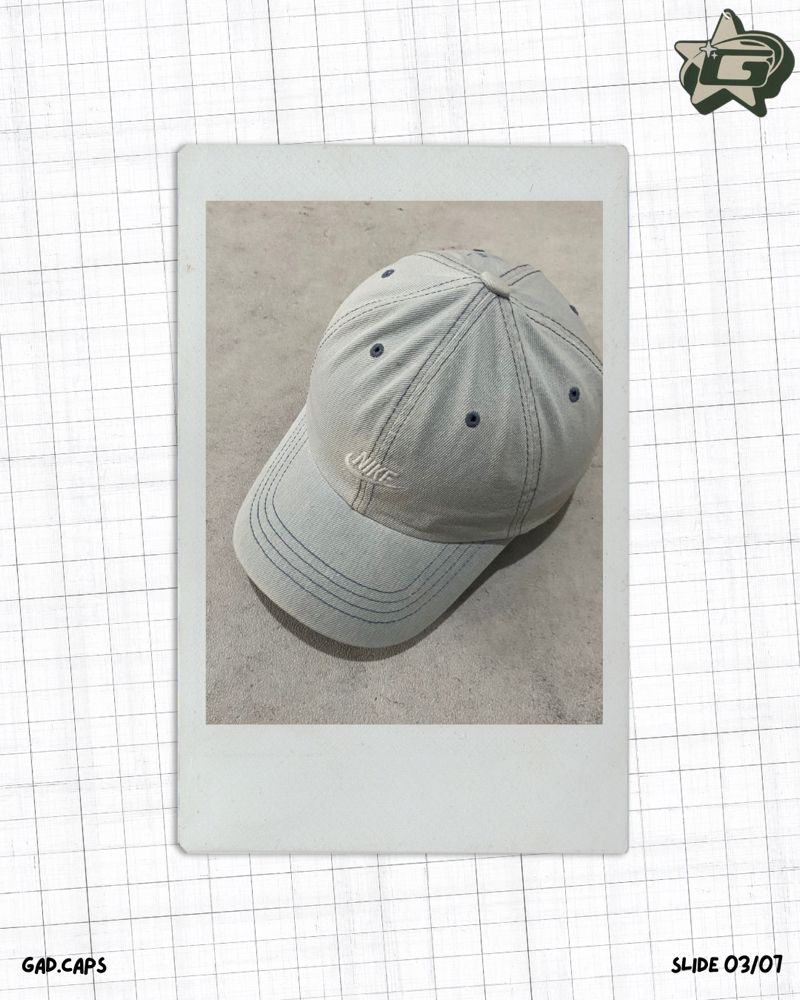 Nike Vintage Y2K Hat Pria silver white, foto 3