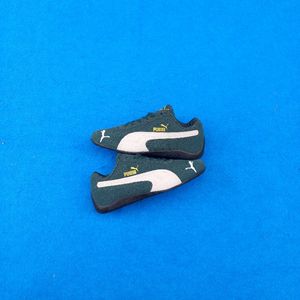 Puma Streetwear Casual Sneakers Wanita green black