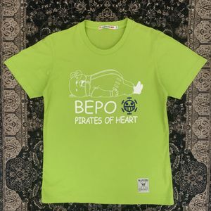 Uniqlo Cosplay T-shirt Pria green