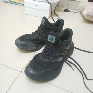 Adidas Streetwear Sportswear Sneakers Pria black