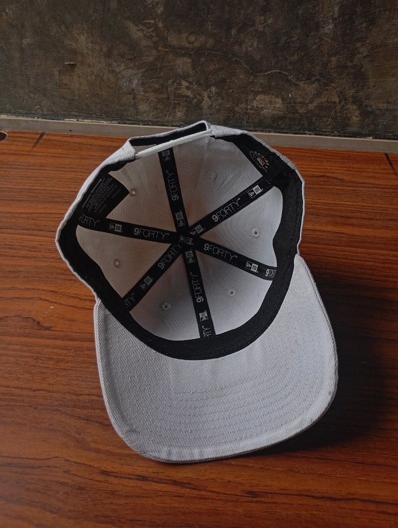 New Era Sportswear Hat Pria white, foto 3