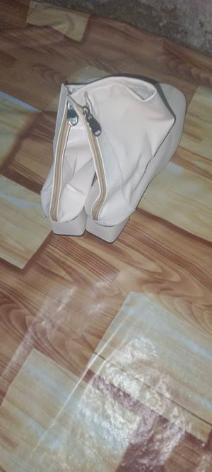 Casual Socks & tight Wanita cream