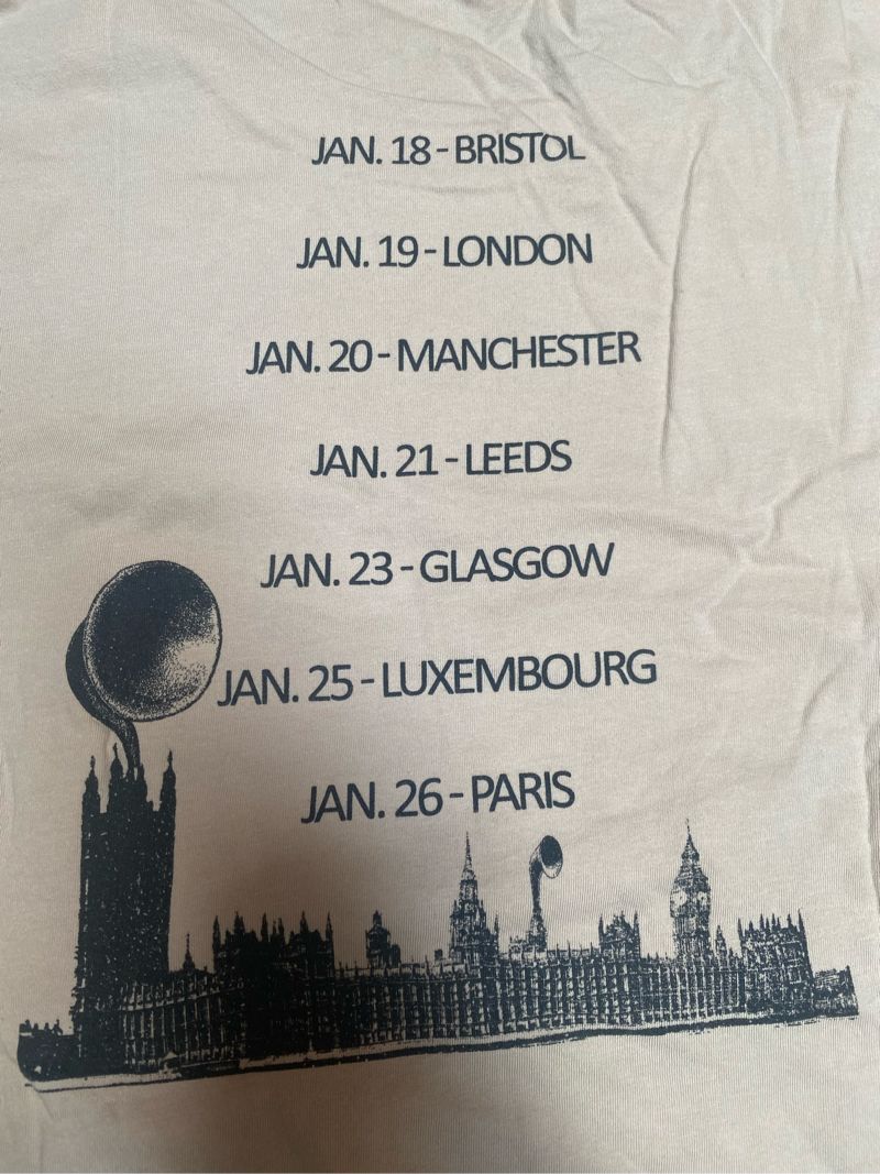 Y2K T-shirt Pria tan, foto 5