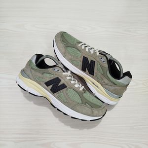 New Balance Casual Sneakers Pria green