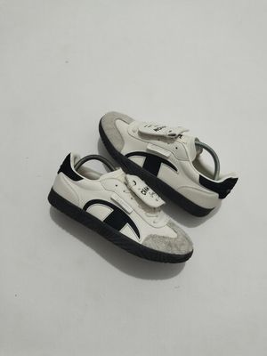 Champion Casual Sneakers Pria white black
