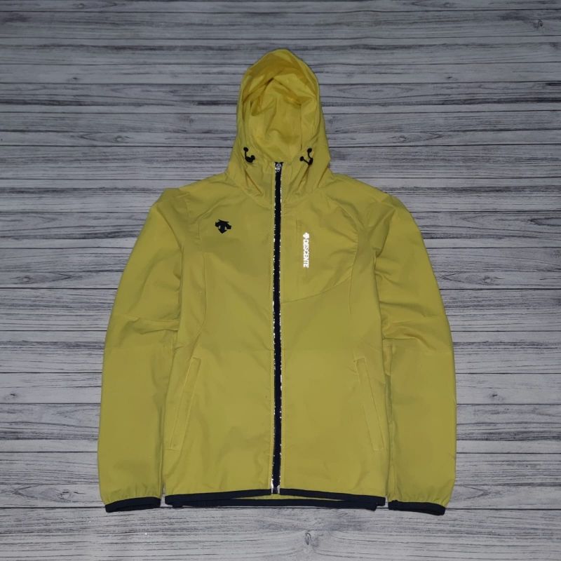 Descente Casual Windbreaker Pria yellow, foto 2