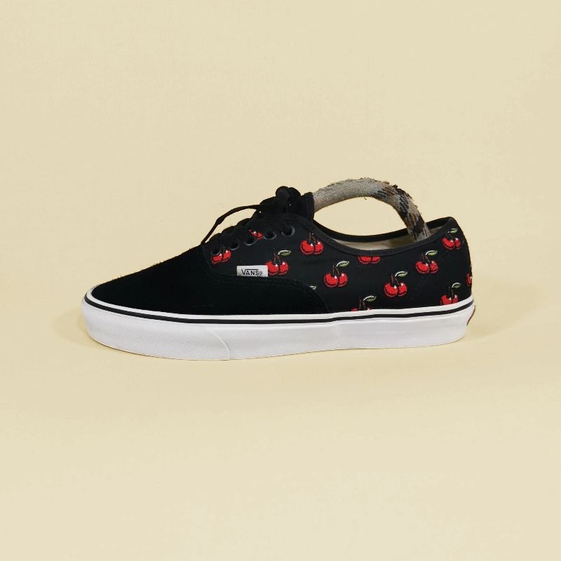 Sepatu Vans Authentic Cherries Black 721356