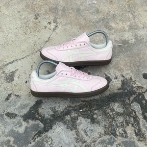 Onitsuka Tiger Casual Sneakers Wanita white pink