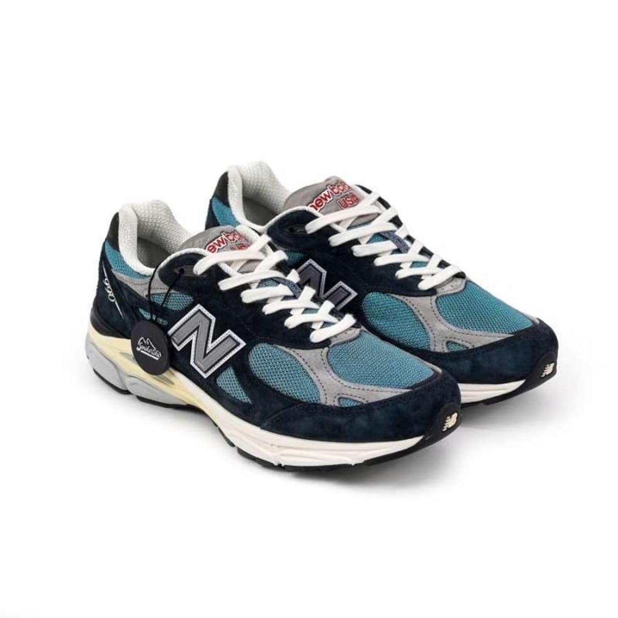 New Balance Casual Sneakers Pria navy