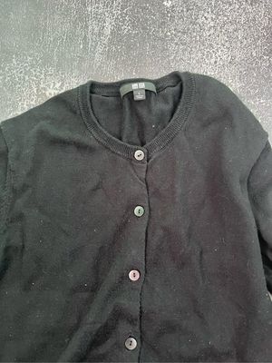 Uniqlo Casual Cardigan Wanita black