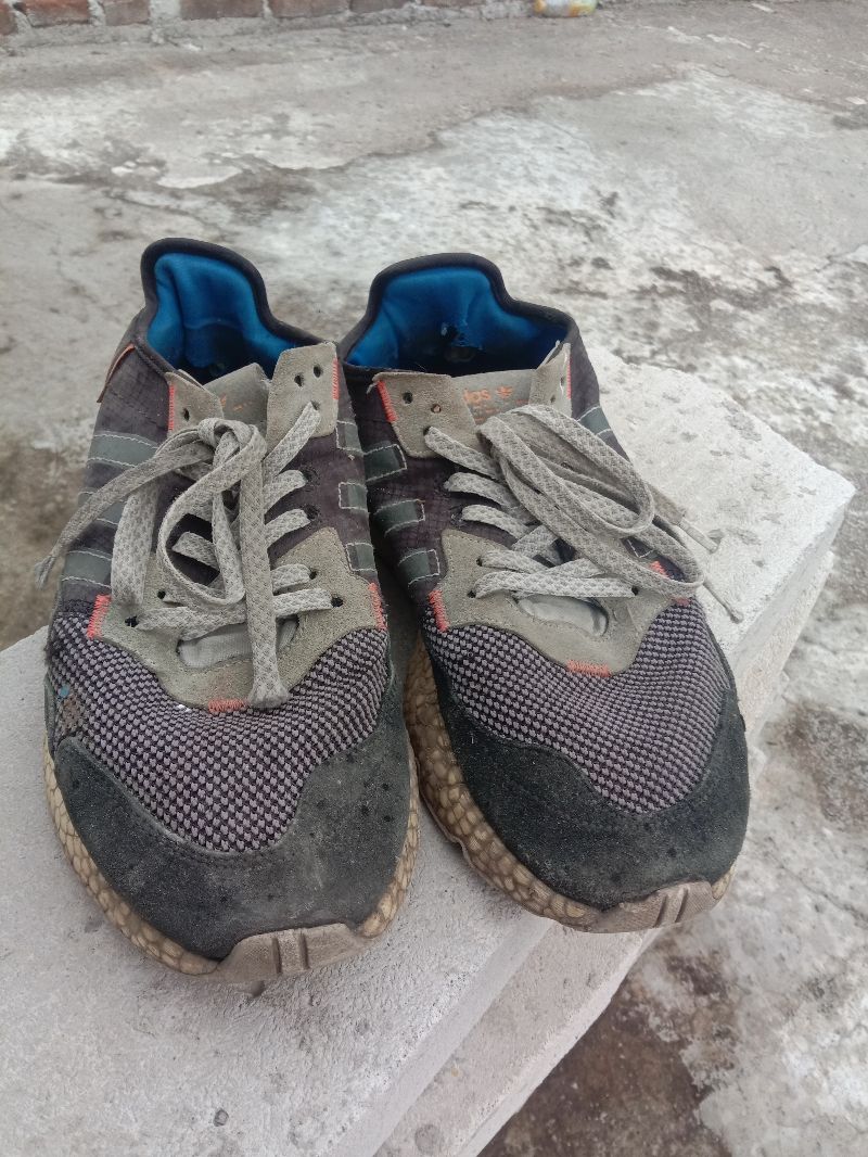 sepatu adidas, foto 3