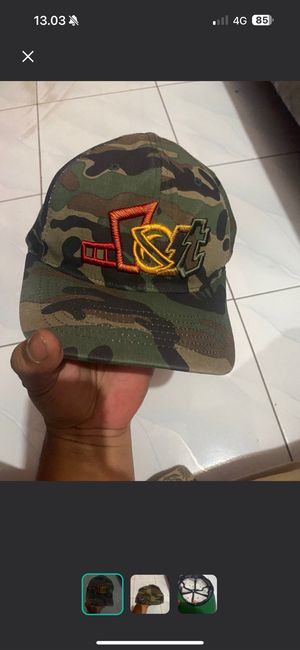 Lost Camo Yupoong Build up Hats