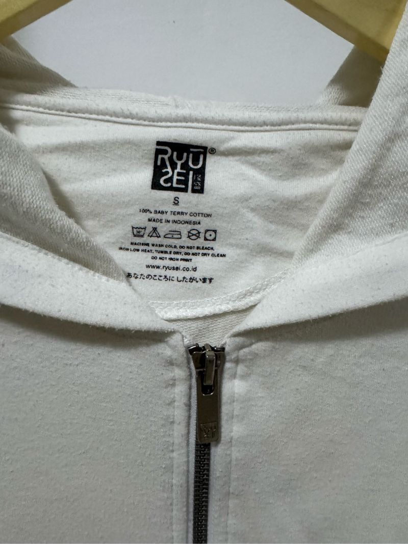 Jaket Putih Motif Daun Ryusei, foto 4