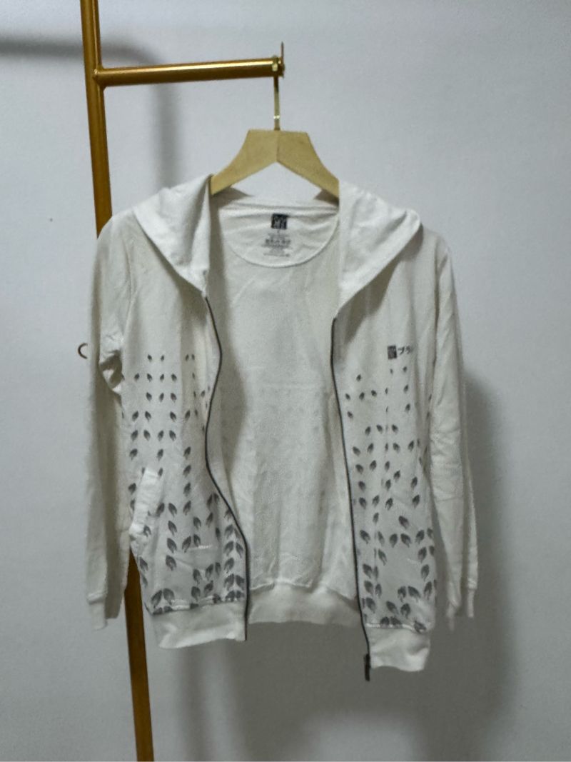 Jaket Putih Motif Daun Ryusei, foto 3