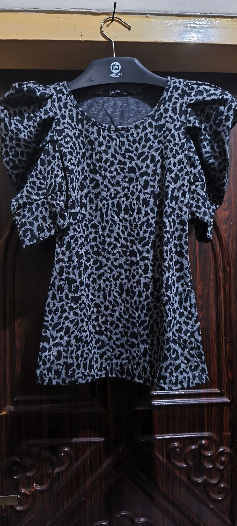 Puff Sleeve Leopard Blouse Preloved, foto 2