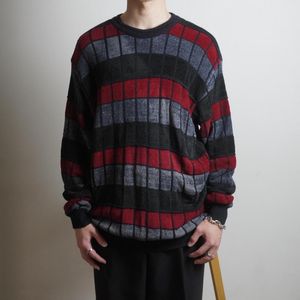 Sweater Rajut Vintage Velvet Black Red
