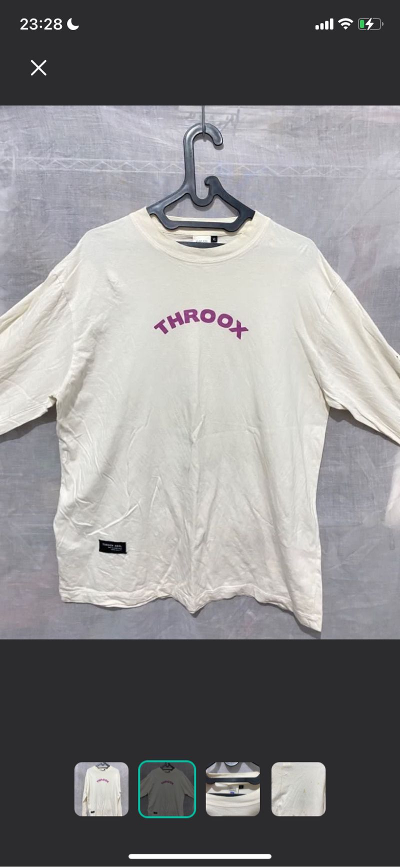 Throox’s White T-Shirt, foto 2