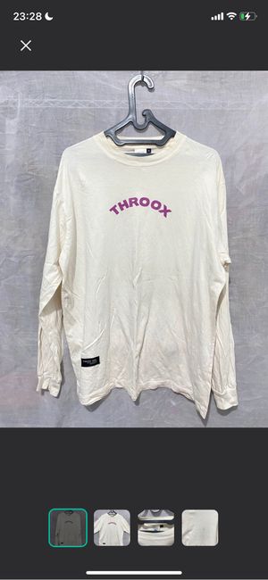 Throox’s White T-Shirt