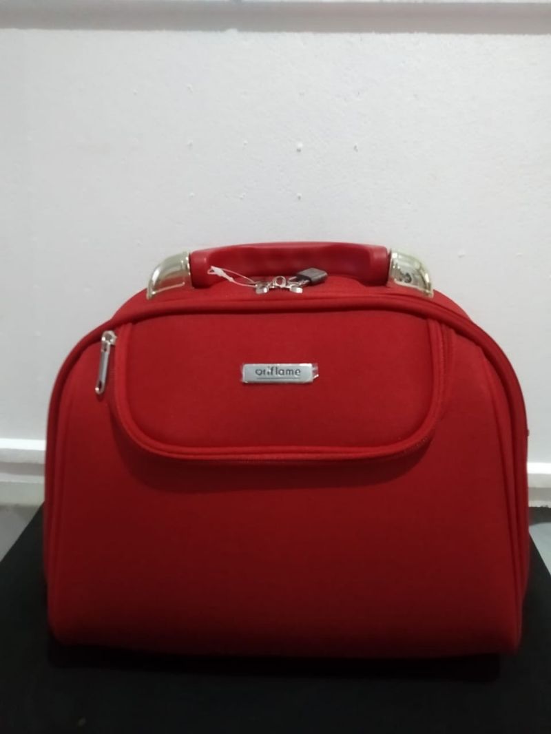 Tas Make Up Oriflame