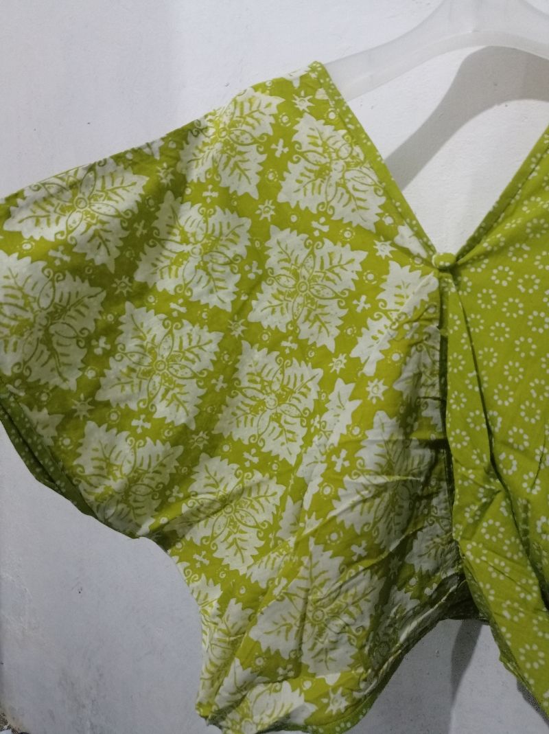 Unique Croptop Batik two tone in Green, foto 3