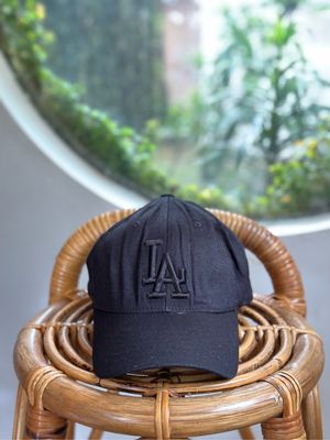Topi Cap MLB LA L-XXL Build Up Full Black All Black Hitam