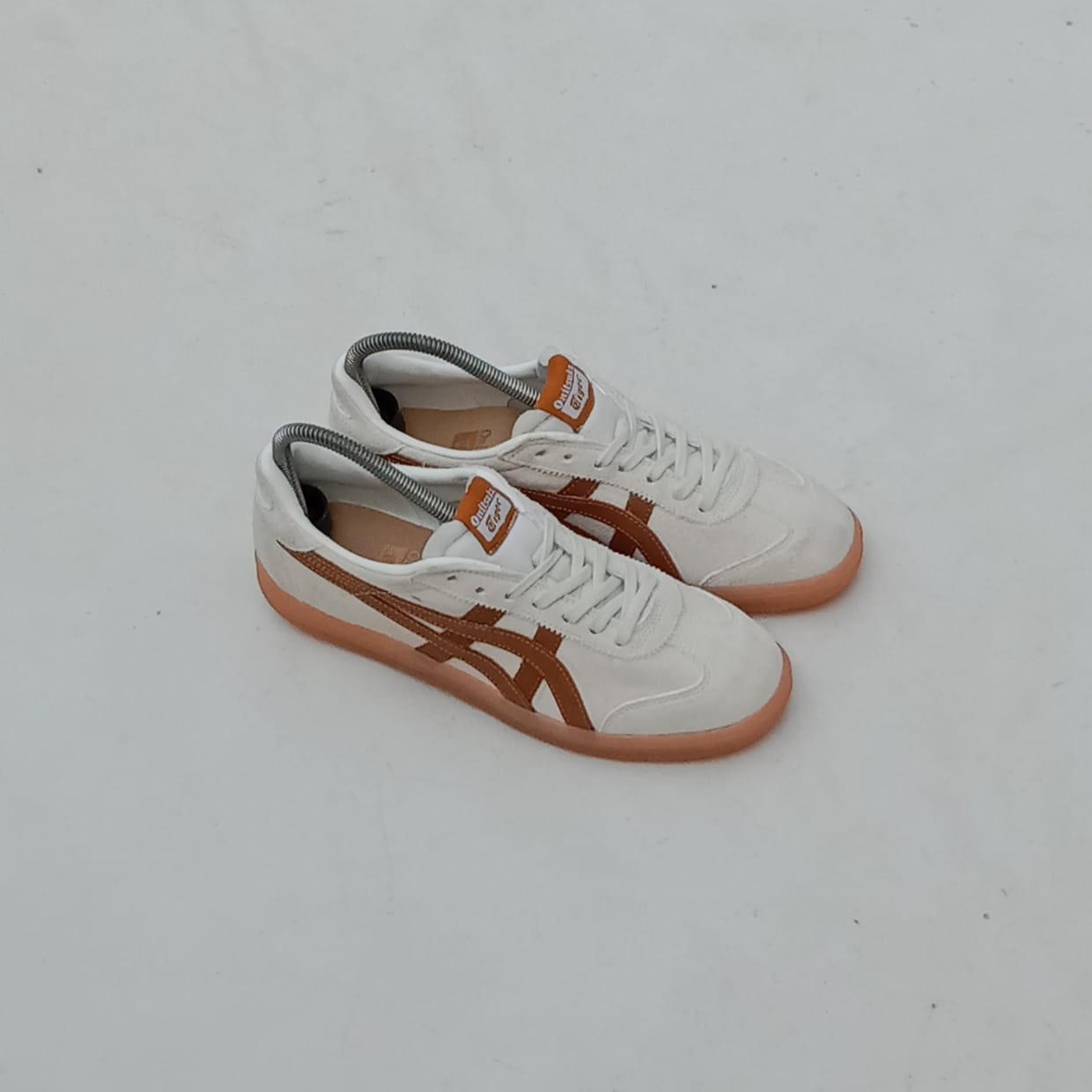 Onitsuka Tiger Streetwear Casual Sneakers Wanita tan cream