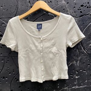 crop top gap soft sage green