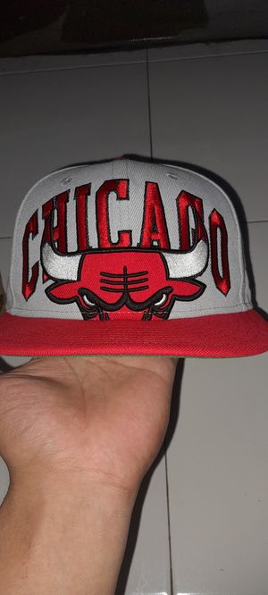 Topi new era