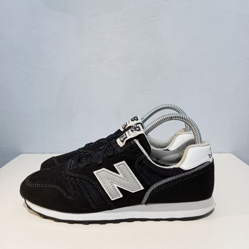 NB New Balance 373