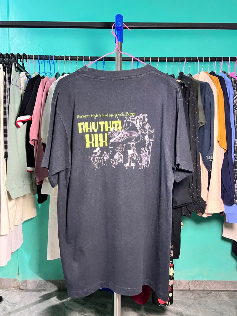(Thrift) Kaos Pria Oversize, foto 4